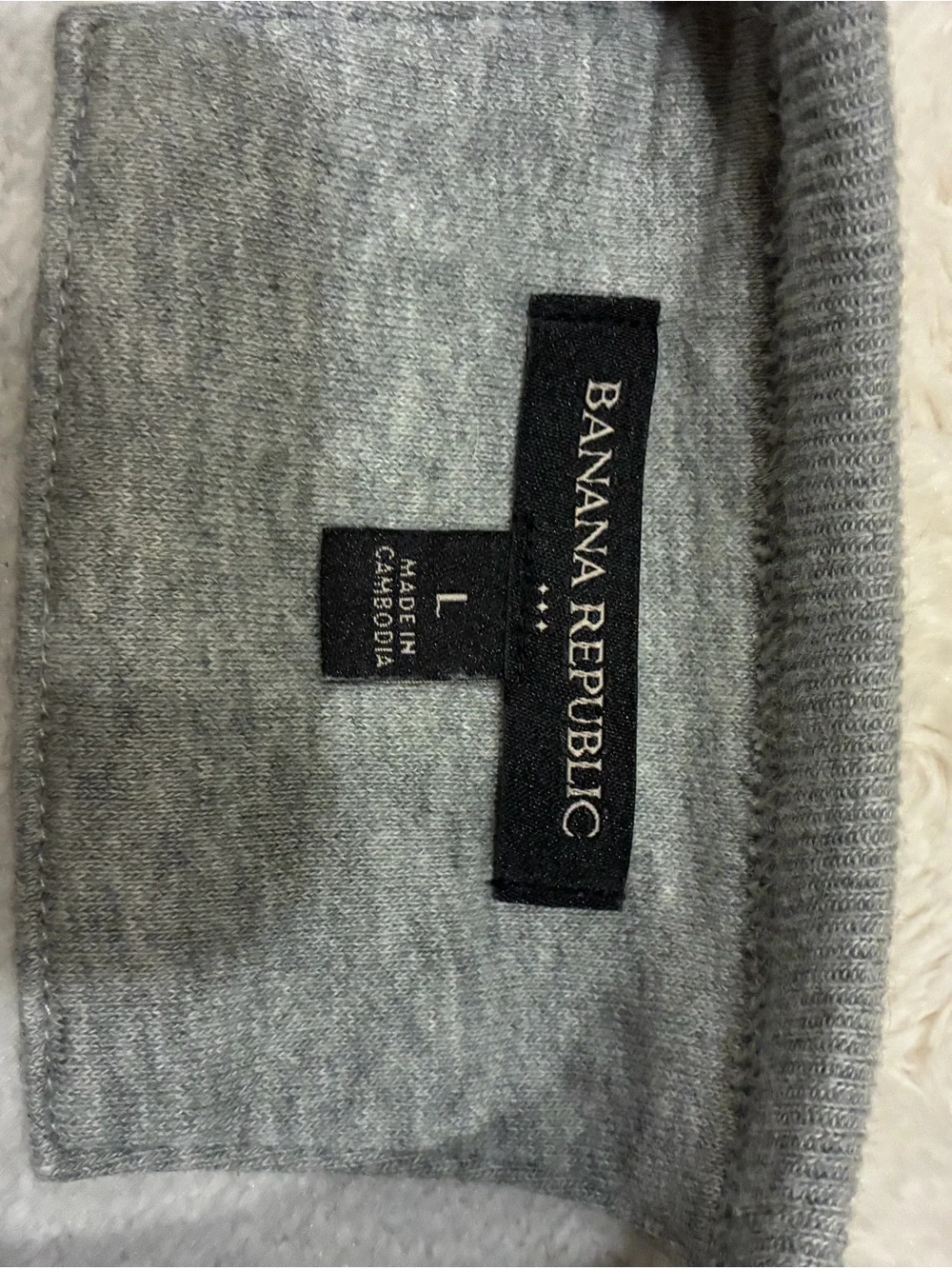 Banana Republic Men's Grey Crewneck Sweatshirt - Classic Logo size Large